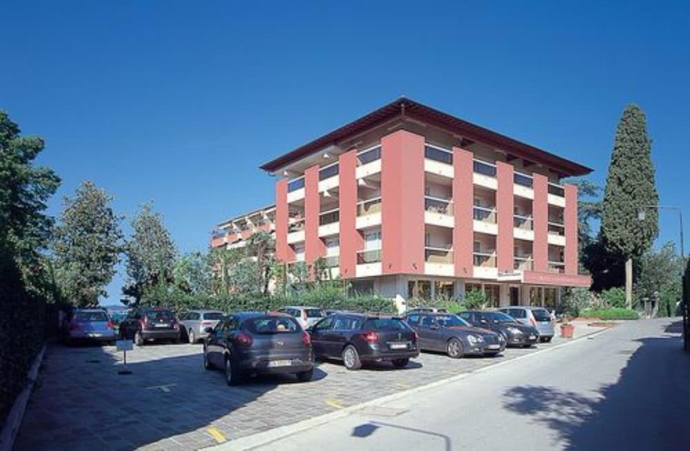 Hotel Continental Wellness & Spa Sirmione Exterior foto